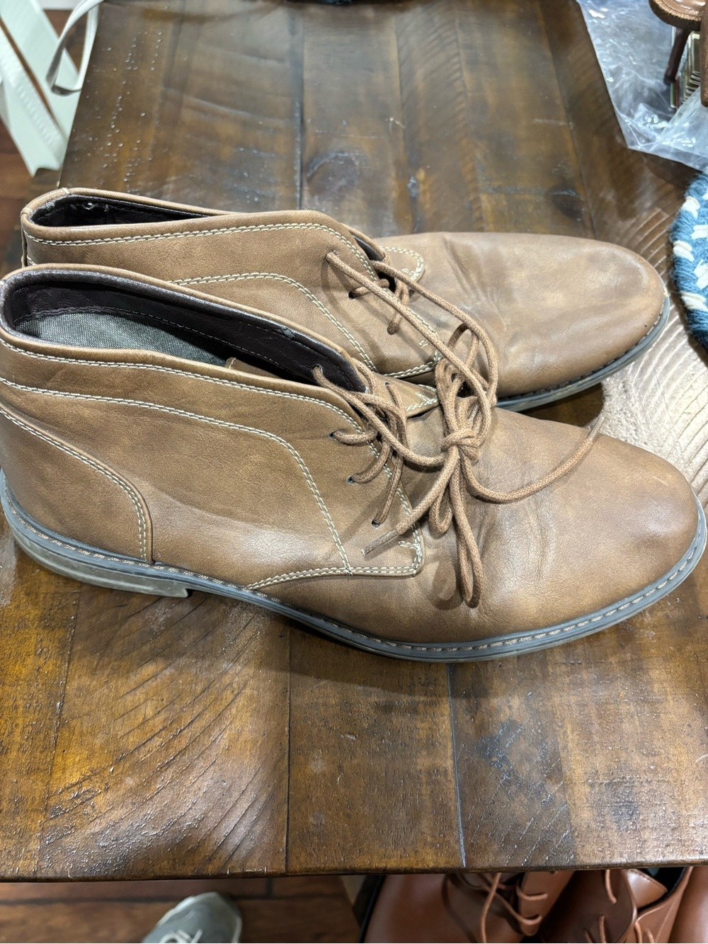 Izod Men's Brown Lace-Up Casual Chukka Boots